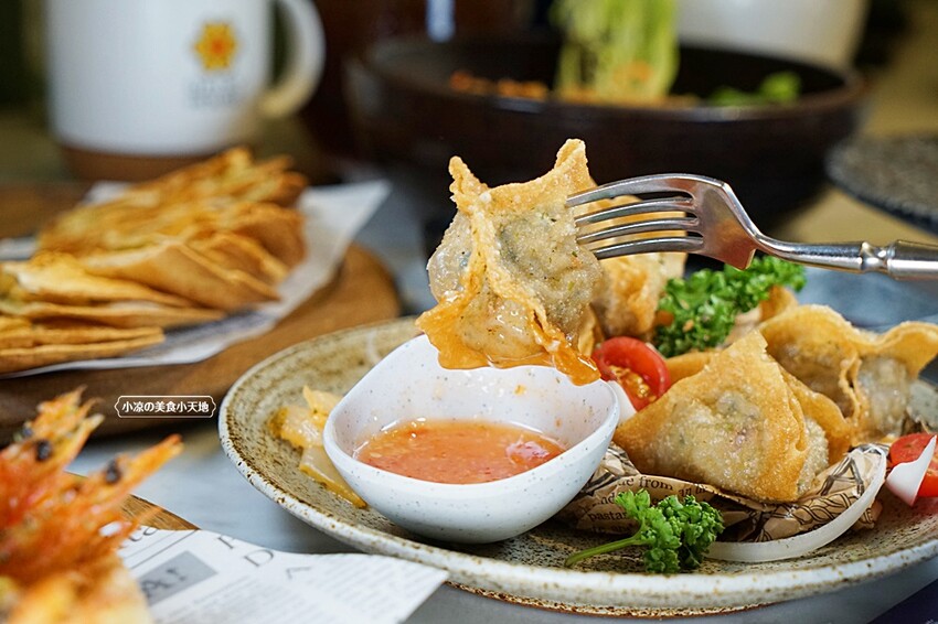 台中超夢幻浮誇森林系義式餐廳，全天候供餐、亦有多人分享餐，再被超萌布丁熊包圍，走一趟尖叫吃好吃滿~（