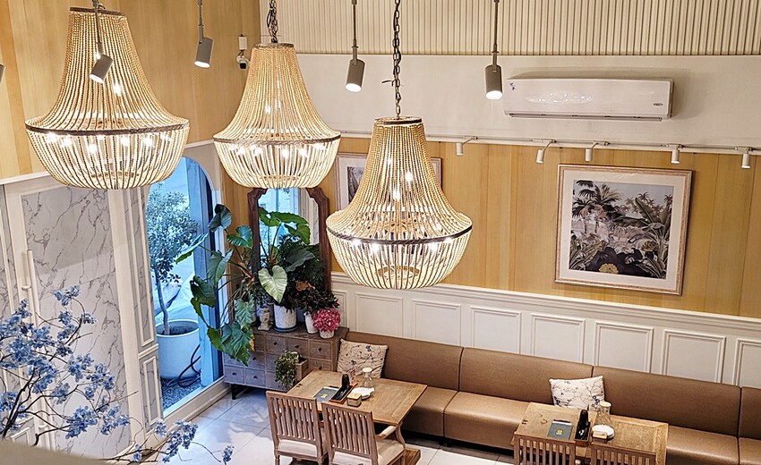 台中超夢幻浮誇森林系義式餐廳，全天候供餐、亦有多人分享餐，再被超萌布丁熊包圍，走一趟尖叫吃好吃滿~（