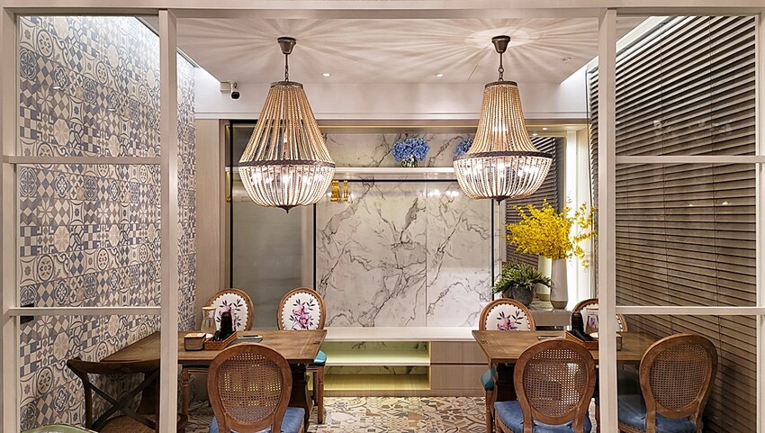 台中超夢幻浮誇森林系義式餐廳，全天候供餐、亦有多人分享餐，再被超萌布丁熊包圍，走一趟尖叫吃好吃滿~（