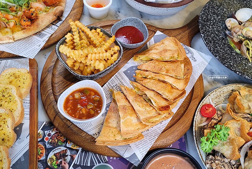 台中超夢幻浮誇森林系義式餐廳，全天候供餐、亦有多人分享餐，再被超萌布丁熊包圍，走一趟尖叫吃好吃滿~（