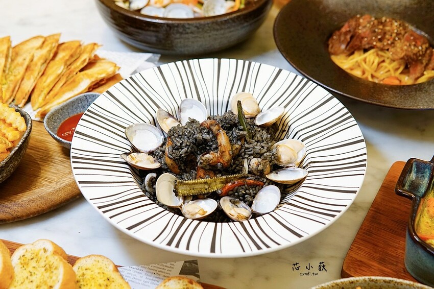 雛菊見DAISY HOUSE 台中南屯店，森林系網美特色餐廳，首創客製化畫盤生日慕斯壽星優惠，晚餐慶祝更浪漫，分享餐749元起 - Cyndni loves享食天堂