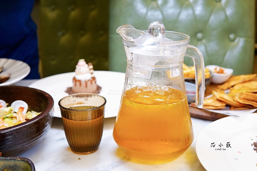 雛菊見DAISY HOUSE 台中南屯店，森林系網美特色餐廳，首創客製化畫盤生日慕斯壽星優惠，晚餐慶祝更浪漫，分享餐749元起 - Cyndni loves享食天堂