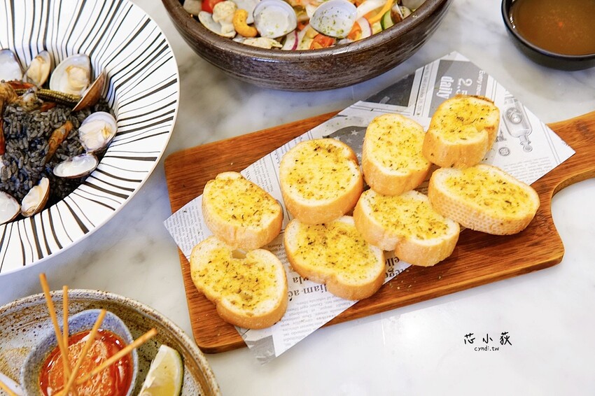 雛菊見DAISY HOUSE 台中南屯店，森林系網美特色餐廳，首創客製化畫盤生日慕斯壽星優惠，晚餐慶祝更浪漫，分享餐749元起 - Cyndni loves享食天堂