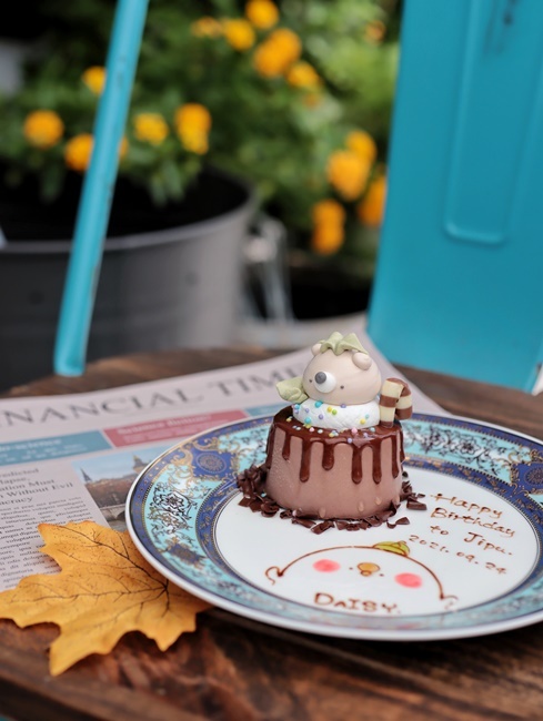 【台中食記】南屯最新熱門餐廳『雛菊見DAISY HOUSE』新開幕!森林系歐風超美裝潢好拍度爆表,棉花糖鬆餅超浮誇,當月壽星點分享餐送慕斯蛋糕!