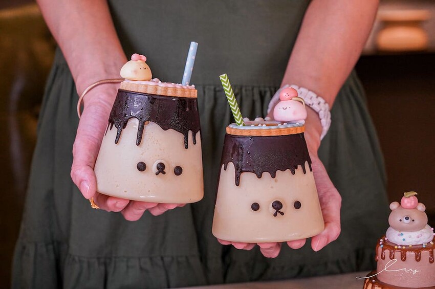 雛菊見 |台中萌到尖叫的森林系餐廳，必推4人套餐＋萌系布丁熊甜點套餐，讓人捨不得吃！當月壽星提前預訂還能客製化畫盤～ - 艾薇覓食趣