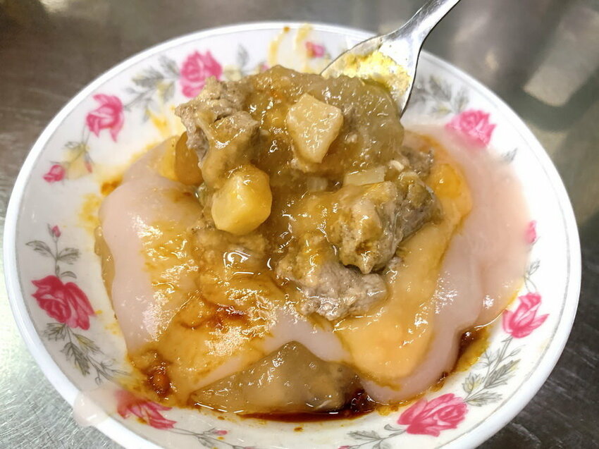 台中韓式料理推薦，有韓服體驗一秒到韓國，超道地人蔘雞、韓國豬腳、海鮮煎餅通通吃的到！老闆娘是韓國人！