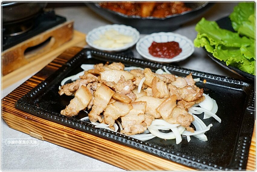 韓劇主角都在吃！台中少見韓式豬腳，道地韓風美味，便當只要$90還附湯飲料！(中場無休息)