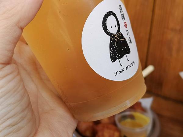 (台中/西區) 飯糰ㄜˋ打嗝，超可愛的美型飯糰品項雖不多，但好拍又好吃，靠近科博館、金典酒店 - COCO享天下(隆爸妤媽愛白白)