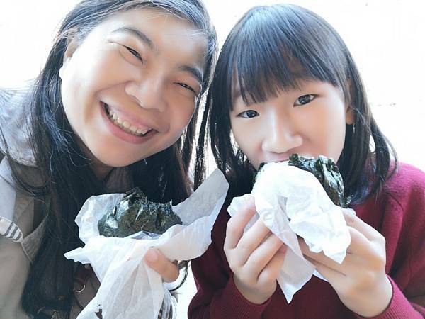 (台中/西區) 飯糰ㄜˋ打嗝，超可愛的美型飯糰品項雖不多，但好拍又好吃，靠近科博館、金典酒店 - COCO享天下(隆爸妤媽愛白白)