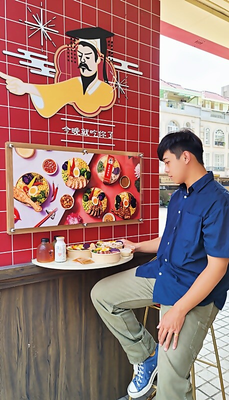 眾愛輕享食餐盒專賣｜淋醬創意餐盒，少鹽少油低卡飲食也能吃得很澎湃，超推霜花牛板腱、北海道鮭魚，美味健康兼具的健康餐盒專賣。