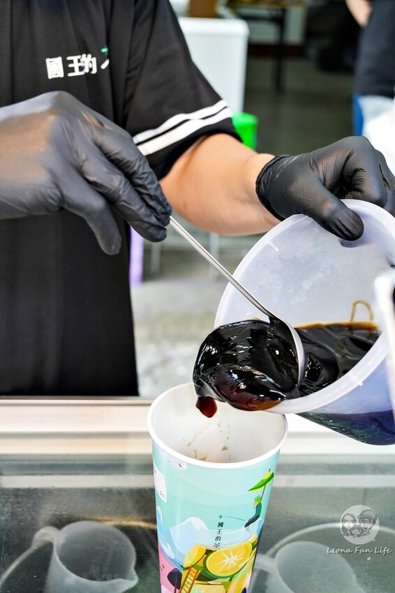 台中市太平區台中太平|國王的茶太平大興店-開幕慶買一送一超優惠,國王杯大容量消暑解渴靠這杯