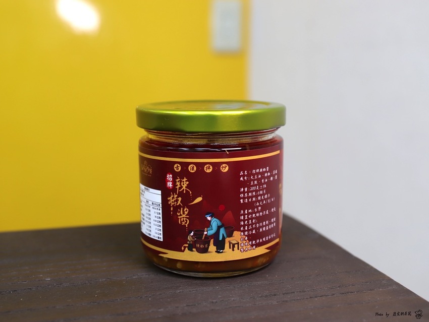 五分鐘找餐台南民生店：讓你從早吃到晚的經典早餐/包著整顆皮蛋的黑金飯糰.神奇滋味挖尬意/料多味美的澎湃鍋燒意麵.早餐晚餐都吃的到/台南必吃早餐推薦/uber eats.food panda外送合作店家