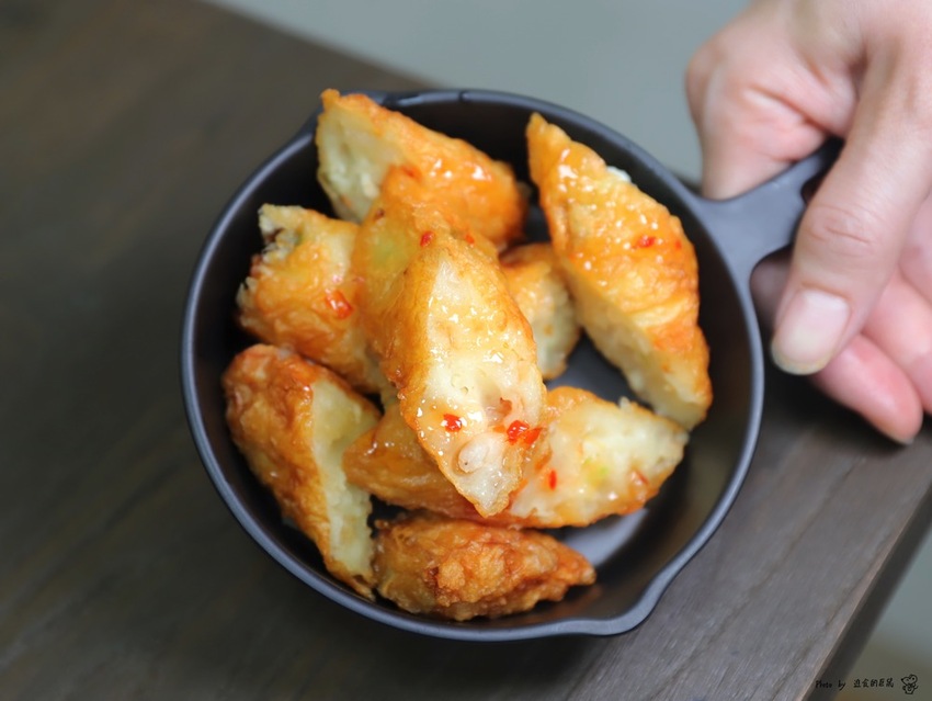 五分鐘找餐台南民生店：讓你從早吃到晚的經典早餐/包著整顆皮蛋的黑金飯糰.神奇滋味挖尬意/料多味美的澎湃鍋燒意麵.早餐晚餐都吃的到/台南必吃早餐推薦/uber eats.food panda外送合作店家