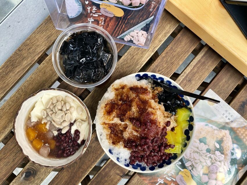 [台中西區]范力人豆花剉冰｜手工熬製黑糖漿｜純手工豆花｜每日限量｜特製糖水甜而不膩還帶冬瓜清香｜防疫外帶甜品｜內附菜單