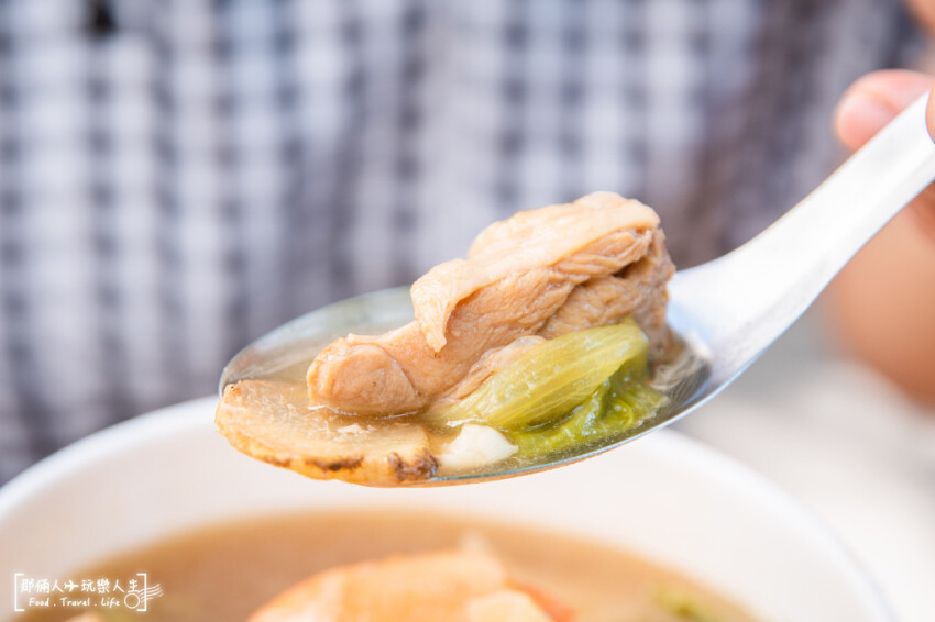 湯馥招牌石頭火鍋-彰化店｜外帶火鍋也能超澎湃，生猛海鮮滿到快溢出來～