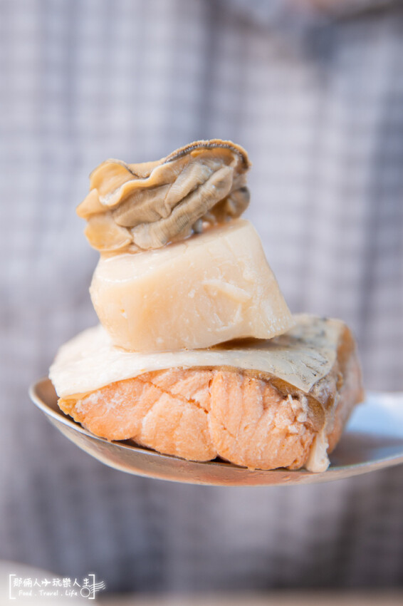 湯馥招牌石頭火鍋-彰化店｜外帶火鍋也能超澎湃，生猛海鮮滿到快溢出來～