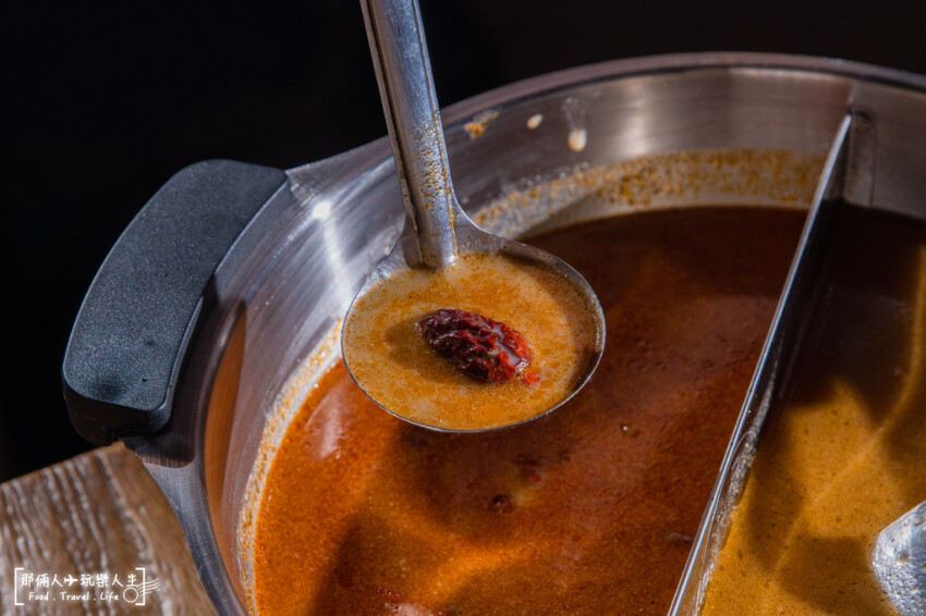 湯馥招牌石頭火鍋-彰化店｜外帶火鍋也能超澎湃，生猛海鮮滿到快溢出來～