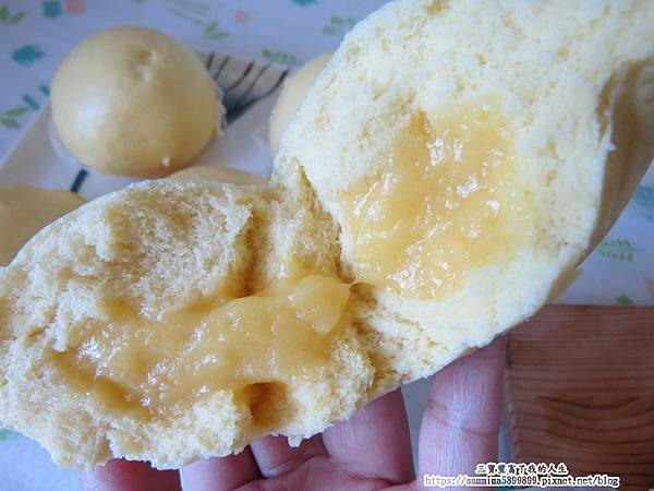 中式點心推薦|冷凍宅配【蒸冠包子】爆漿芝麻包&金沙奶皇包 只要幾分鐘 熱呼呼的包子立馬上桌