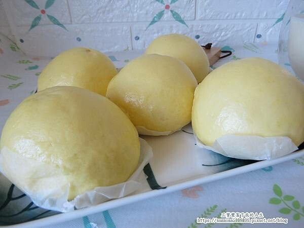 中式點心推薦|冷凍宅配【蒸冠包子】爆漿芝麻包&金沙奶皇包 只要幾分鐘 熱呼呼的包子立馬上桌