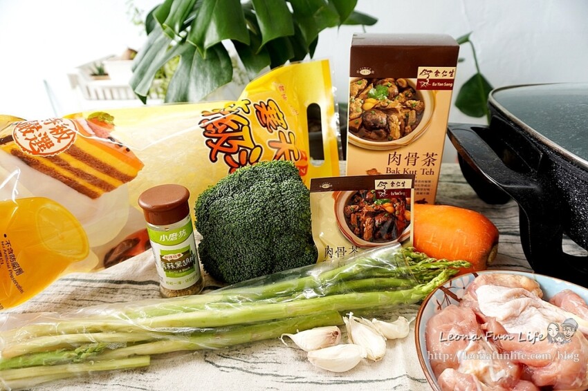 夏天開胃料理|超簡單、不NG肉骨茶茶葉蛋、肉骨茶雞肉蔬菜肉凍|余仁生肉骨茶|電鍋食譜