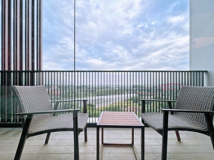 台南住宿/捷絲旅台南十鼓館，一泊二食住宿分享，再享絕美露天泳池，放空渡假來這！