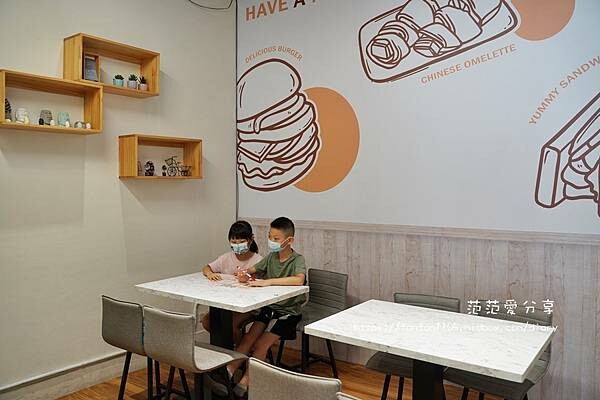 【新莊早午餐】伴心早餐 #芋泥肉鬆 #汁控肉蛋餅 #炒泡麵 #咖哩豬排 多種特色經典早午餐 (7).JPG