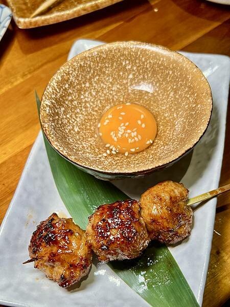 [東區美食] 小串酒場 (小串堂延吉店) 日式燒鳥居酒屋 #國父紀念館站 #大安區居酒屋@蛋寶趴趴go