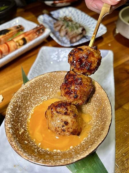 [東區美食] 小串酒場 (小串堂延吉店) 日式燒鳥居酒屋 #國父紀念館站 #大安區居酒屋@蛋寶趴趴go