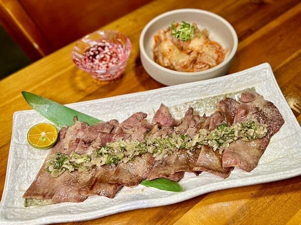 [東區美食] 小串酒場 (小串堂延吉店) 日式燒鳥居酒屋 #國父紀念館站 #大安區居酒屋@蛋寶趴趴go