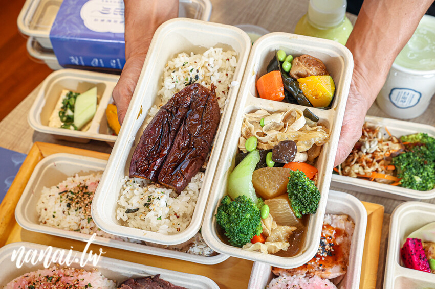 隱身彰基附近好吃日出川鹽麴舒肥餐盒!必點每日限量蒜香舒肥莎朗牛,好吃到天天都想買。