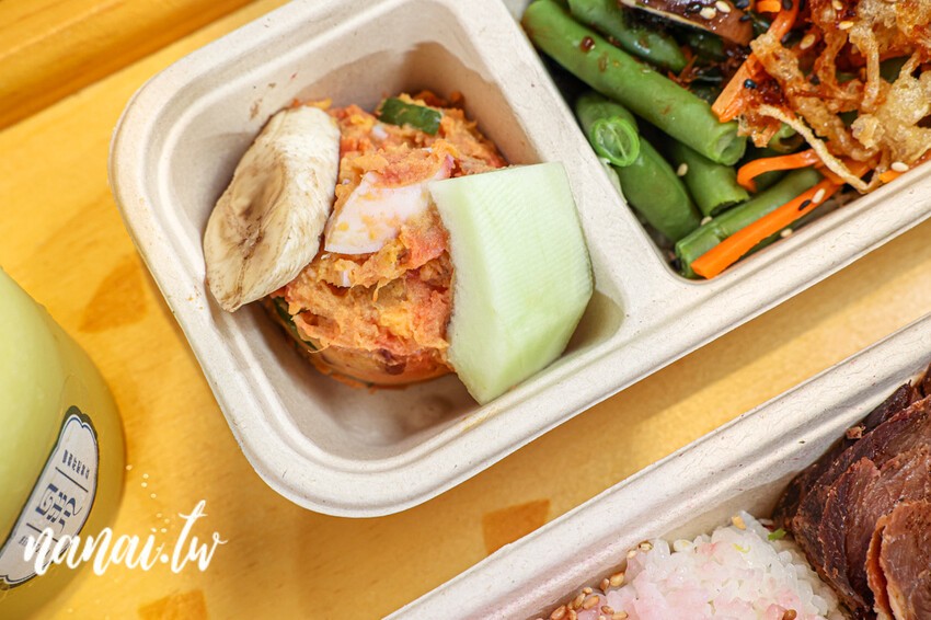 隱身彰基附近好吃日出川鹽麴舒肥餐盒!必點每日限量蒜香舒肥莎朗牛,好吃到天天都想買。