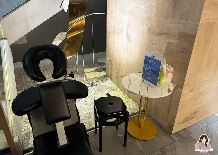 【台中燒肉】老井極上燒肉美村店,點了饕客專業和牛,專人剝蝦還