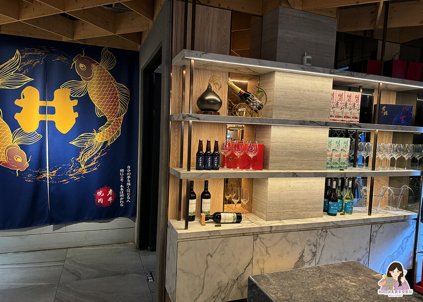 【台中燒肉】老井極上燒肉美村店,點了饕客專業和牛,專人剝蝦還