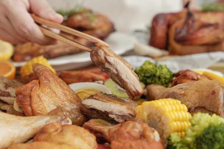 宅配美食 金家行運| 在家也要儀式感!金家行運「新鮮氣冷雞」營養又方便,DIY「檸檬烤雞翅」美味秒上桌 · 算命的說我很愛吃