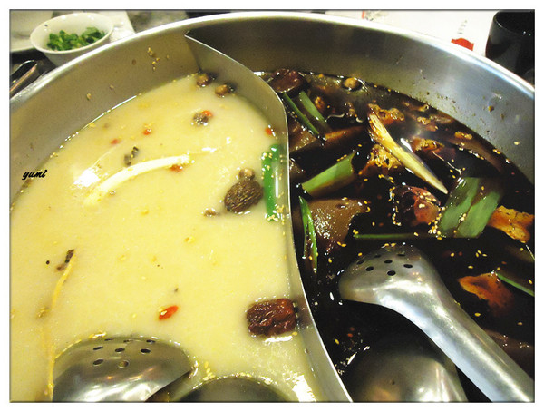 老四川巴蜀麻辣燙(台南店):【台南食記】鍋底吃到飽♥越麻越好吃@老四川巴蜀麻辣燙/台南店 老四川巴蜀麻辣燙(台南店):【台南食記】鍋底吃到飽♥越麻越好吃@老四川巴蜀麻辣燙/台南店