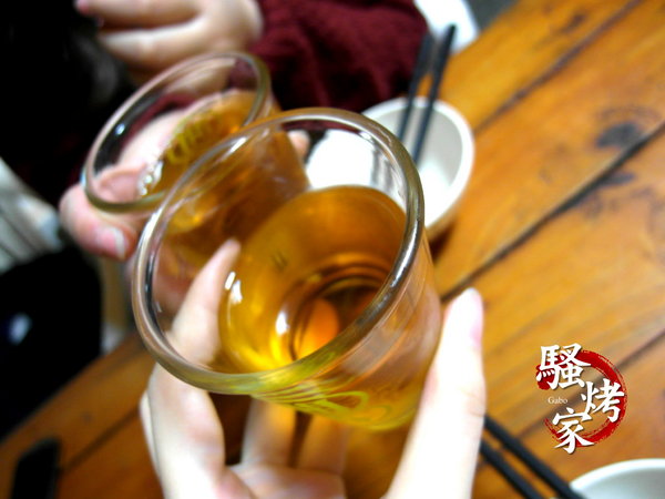 騷烤家(前鋒總店)：【台南||東區】油條也能『烤』來吃！堅持炭火＆鹽烤──府城騷烤家！