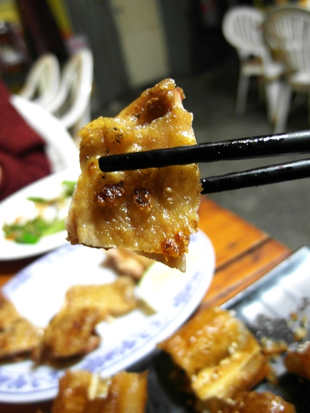 騷烤家(前鋒總店)：【台南||東區】油條也能『烤』來吃！堅持炭火＆鹽烤──府城騷烤家！