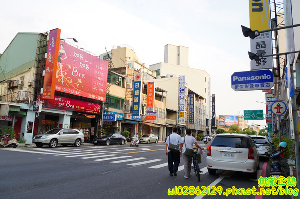 台灣茶奶茶(無)：【台南-東區】珍珠奶茶x4度C蛋糕...少女心奔放中~大推香蕉黑森林.草莓巧克力派.珍珠奶茶蛋糕.芋頭大泡芙.白玉珍珠楓糖捲...《台灣茶奶茶》
