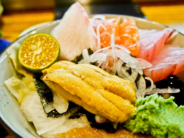 台北 市民大道 宇澤小鋪 吃生魚丼