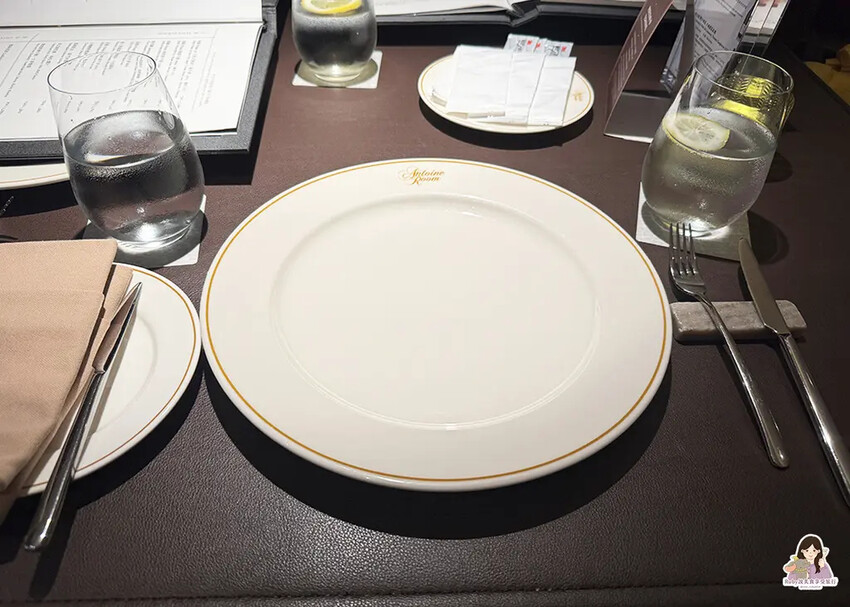 【台北美食】安東廳牛排館 附菜單，平日午間限定，點主餐升級，