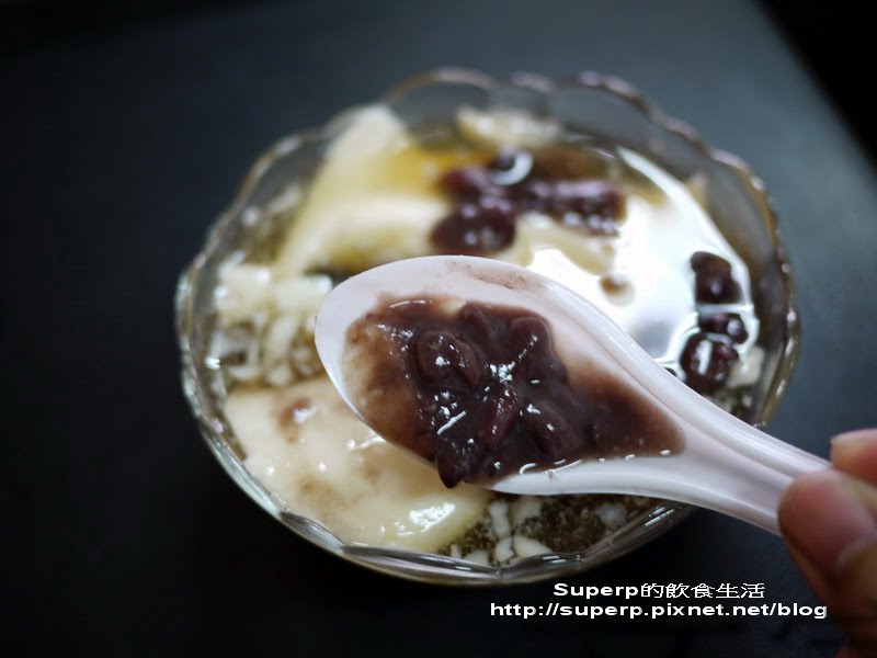 [南台灣食記]台南小吃二連發之阿憨鹹粥和安平豆花