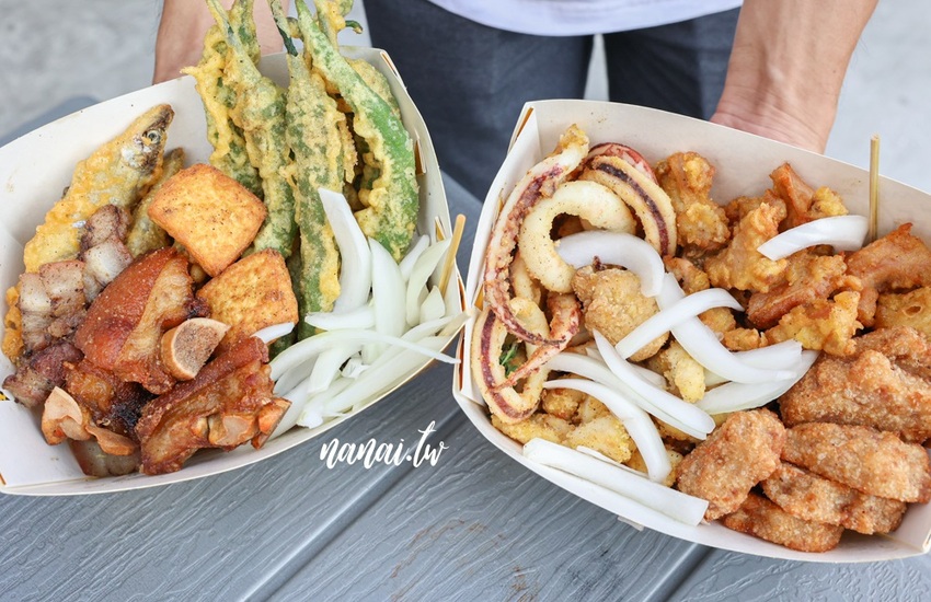 雞排比臉還要大！厚實雞排每口咬下狂噴肉汁超啾西。好成雞草屯創始總店 還有隱藏版豬蹄花、古早味鹹豬肉