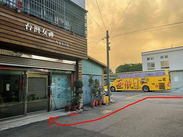 大甲-台灣女神店外觀 (2).jpg