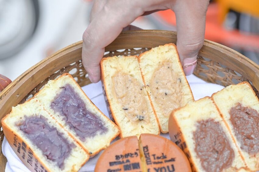 【新北】Google評價4.8⭐，一顆顆渾圓飽滿象徵圓滿的車輪餅，連總統都欽點客製化！