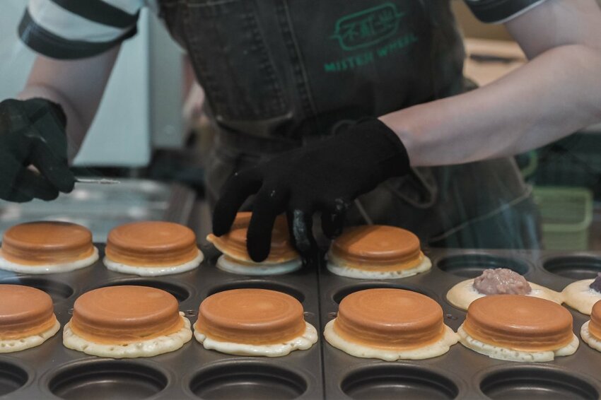 【新北】Google評價4.8⭐，一顆顆渾圓飽滿象徵圓滿的車輪餅，連總統都欽點客製化！