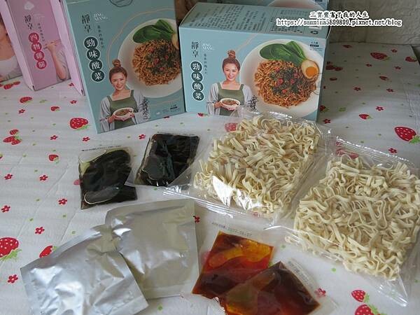 居家麵食推薦【靜享】好方便蕎麥拌麵(酸菜/麻醬)&好溫暖雞腿湯麵(香菇雞腿/麻油雞腿/四物雞腿) 靜靜享用濃