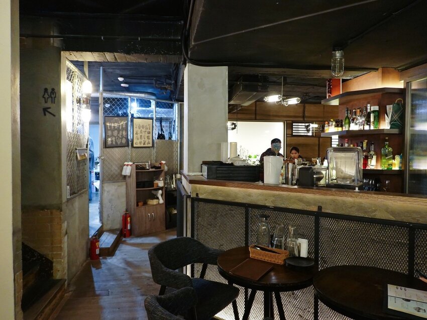 台北大安—浪苑 Garden of Rover｜座落東區三角窗 客製一晚專屬於你的微醺｜忠孝敦化站、統領百貨