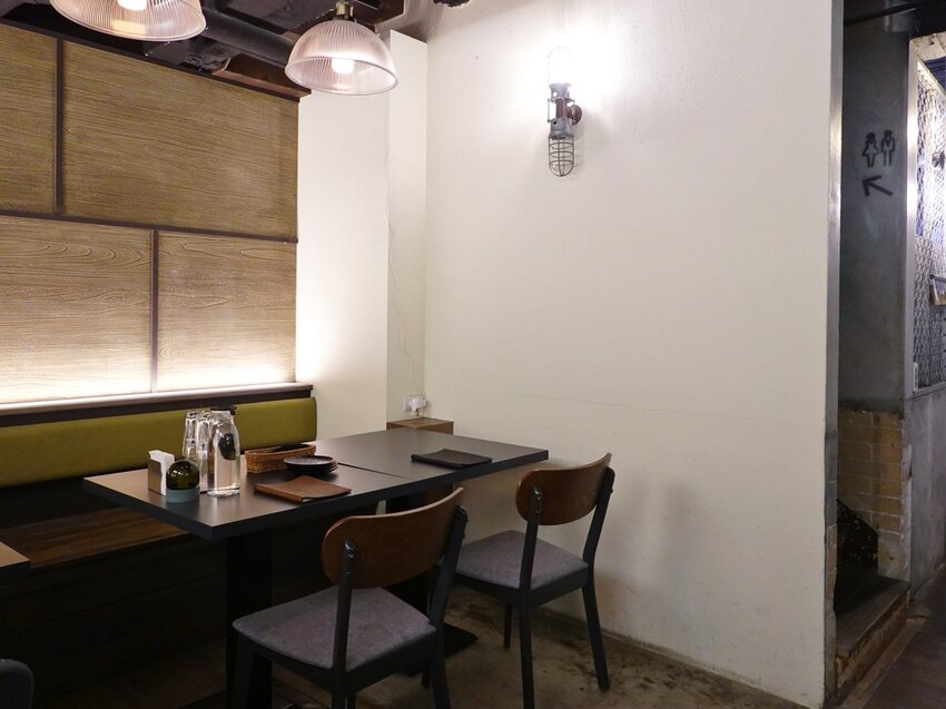 台北大安—浪苑 Garden of Rover｜座落東區三角窗 客製一晚專屬於你的微醺｜忠孝敦化站、統領百貨