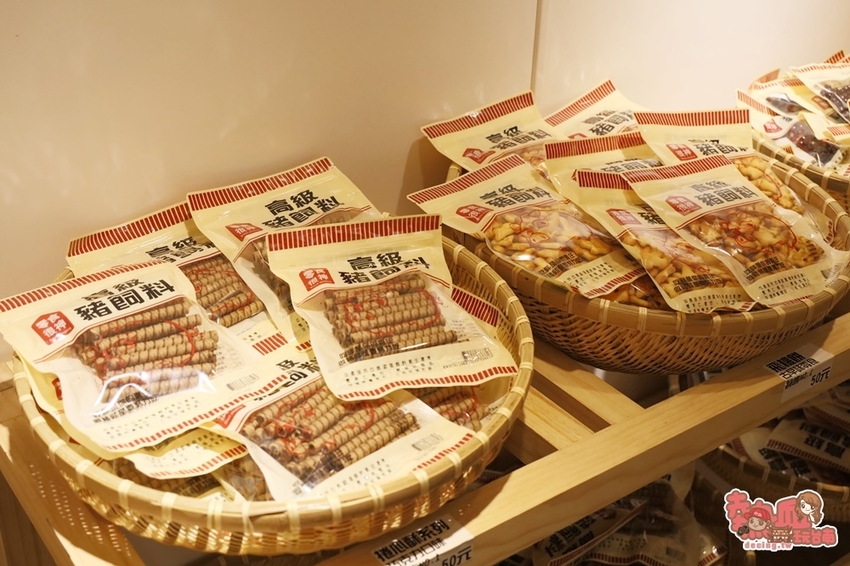 【台南伴手禮】全台南獨賣!油漆桶告白爆米花,是你告白的最佳利器:豬飼料柑仔店 - 熱血玩台南。跳躍新世界