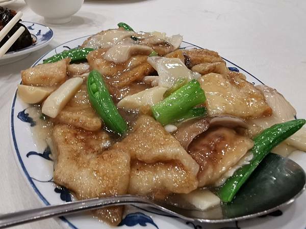 (台中/中區)沁園春。民國38年創立，超經典江南菜館 - COCO享天下(隆爸妤媽愛白白)